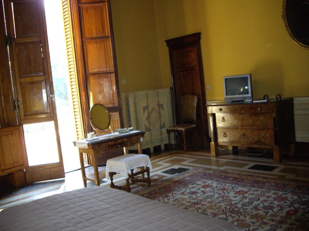 Villa Benni B&B Bolonya Oda fotoğraf