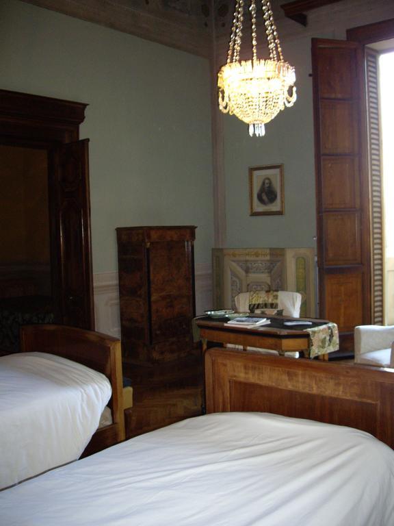 Villa Benni B&B Bolonya Oda fotoğraf